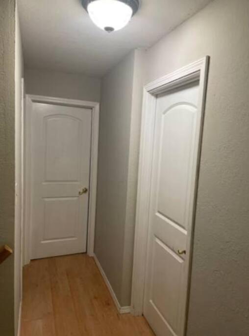 Great Getaway 2 Story Home! Harlingen Tx Bagian luar foto